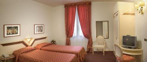 Hotel Metropole Montecatini Terme Ruang foto